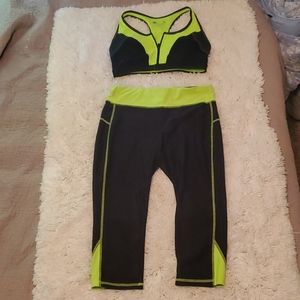 Capri workout 2 piece
